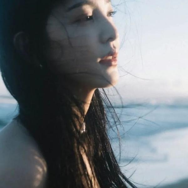 安娜与贝拉